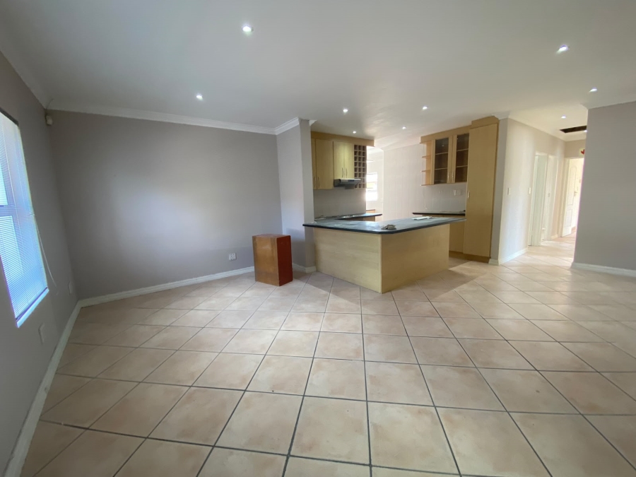 To Let 3 Bedroom Property for Rent in Parklands Western Cape